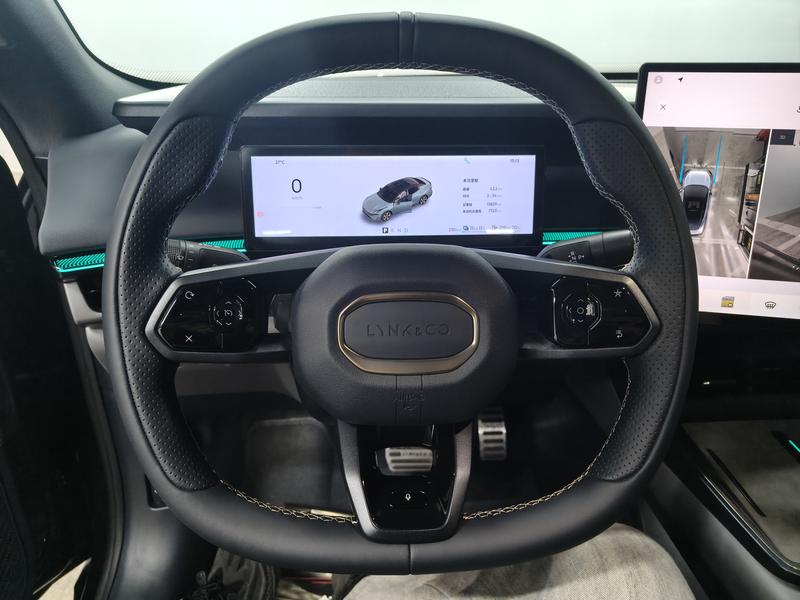 Lynk & Co 07 EM-P Hybrid, 2025 — фото 12 из 12