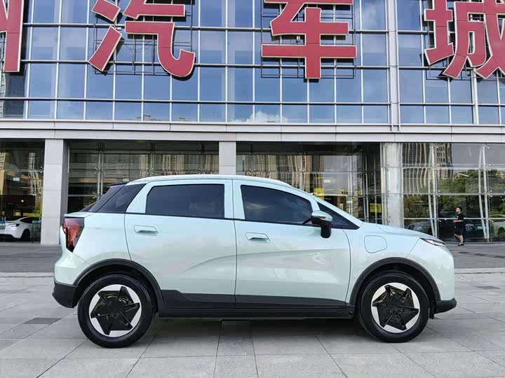 Geely Geometry E Firefly, 2023 — фото 6 из 9