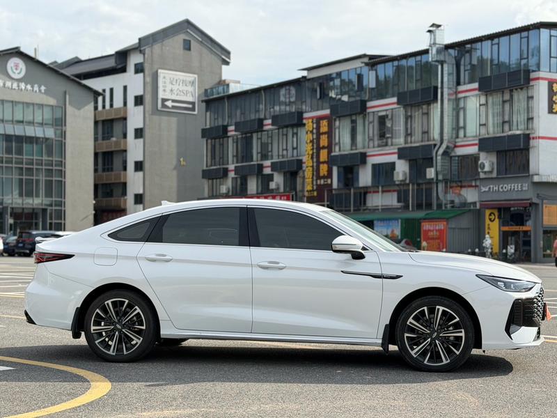 Chery Arrizo 8 Pro, 2025 — фото 8 из 12