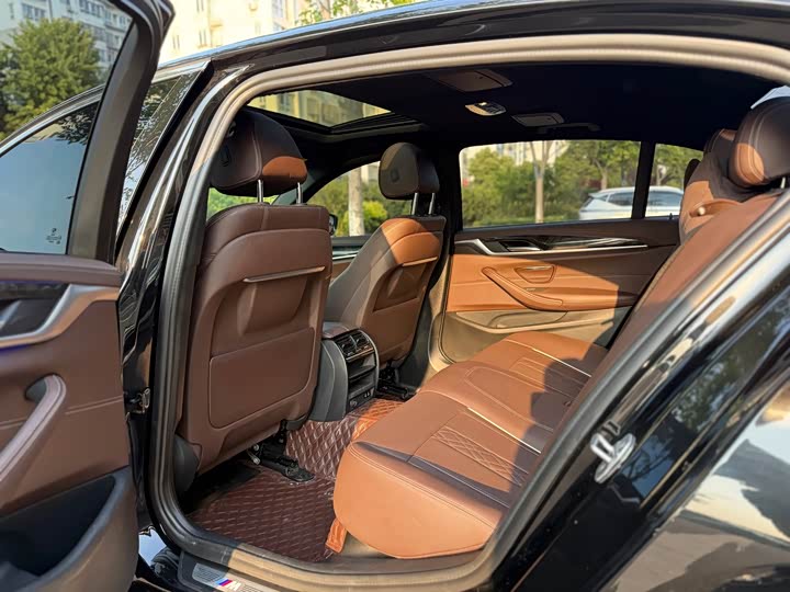 BMW 5 Series, 2022 — фото 4 из 9