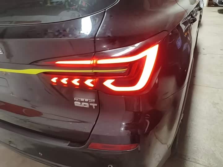 Roewe RX5, 2022 — фото 8 из 9