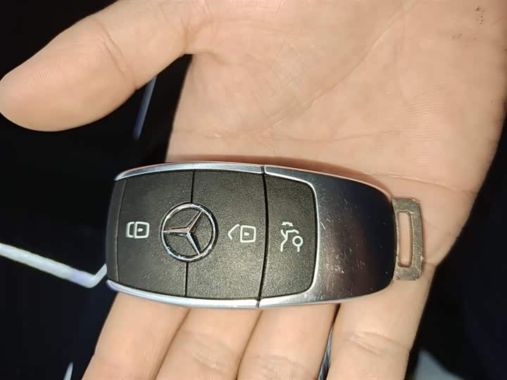 Mercedes-Benz GLB-Class, 2022 — фото 9 из 9