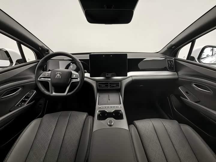 BYD Song L DM-i Hybrid, 2026 — фото 5 из 9