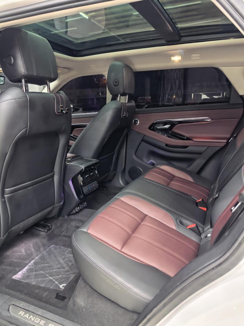 Land Rover Range Rover Evoque L, 2022 — фото 11 из 12