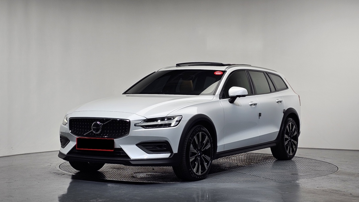 Volvo V60, 2024 — купить в Самаре под ключ