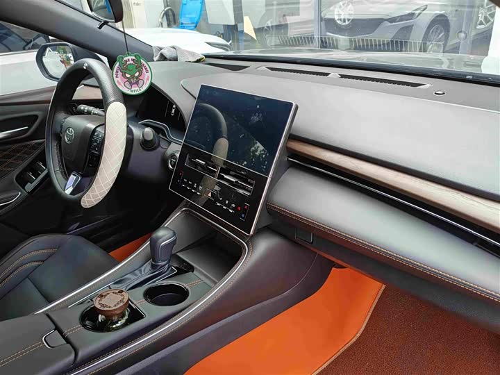 Toyota Avalon, 2025 — фото 9 из 9
