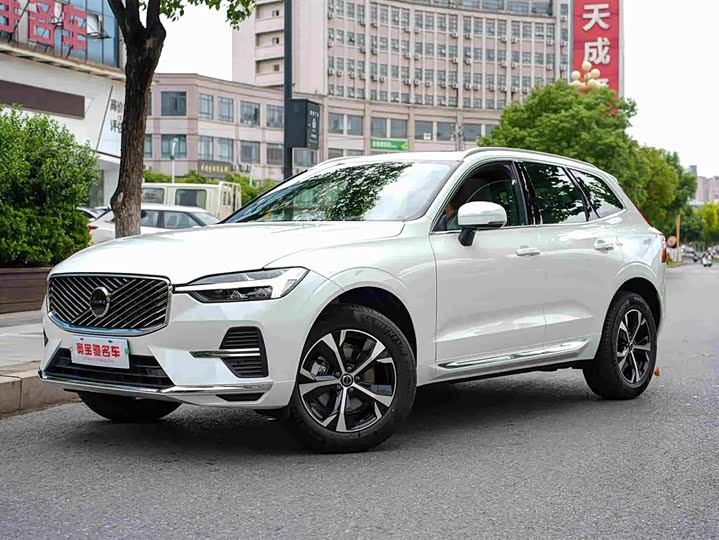 Volvo XC60, 2026 — купить в Ижевске под ключ
