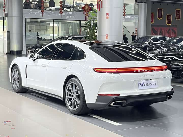 Porsche Panamera, 2025 — фото 9 из 9