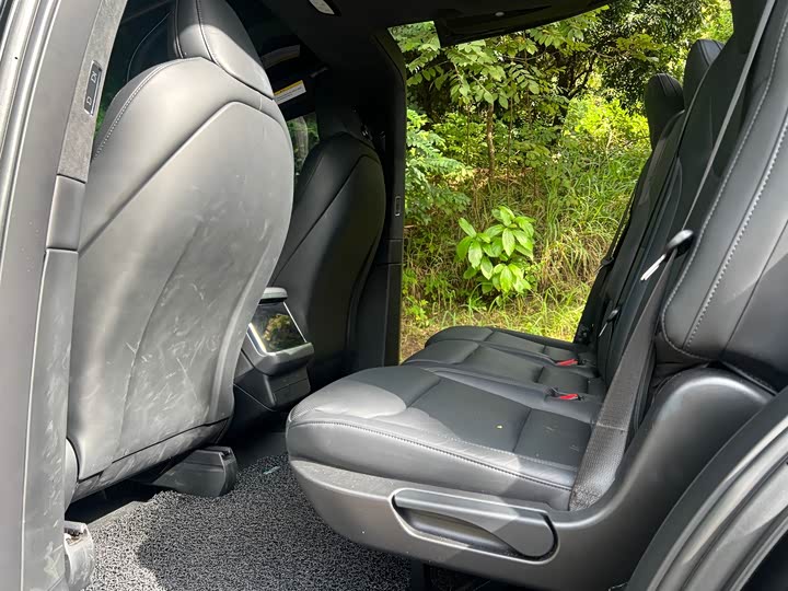 Tesla Model X, 2023 — фото 9 из 9