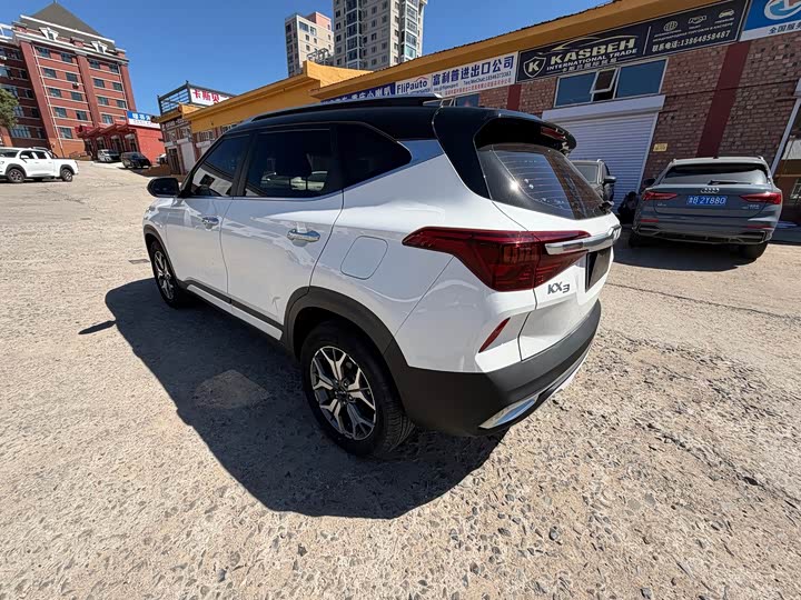 Kia KX3, 2022 — фото 4 из 9
