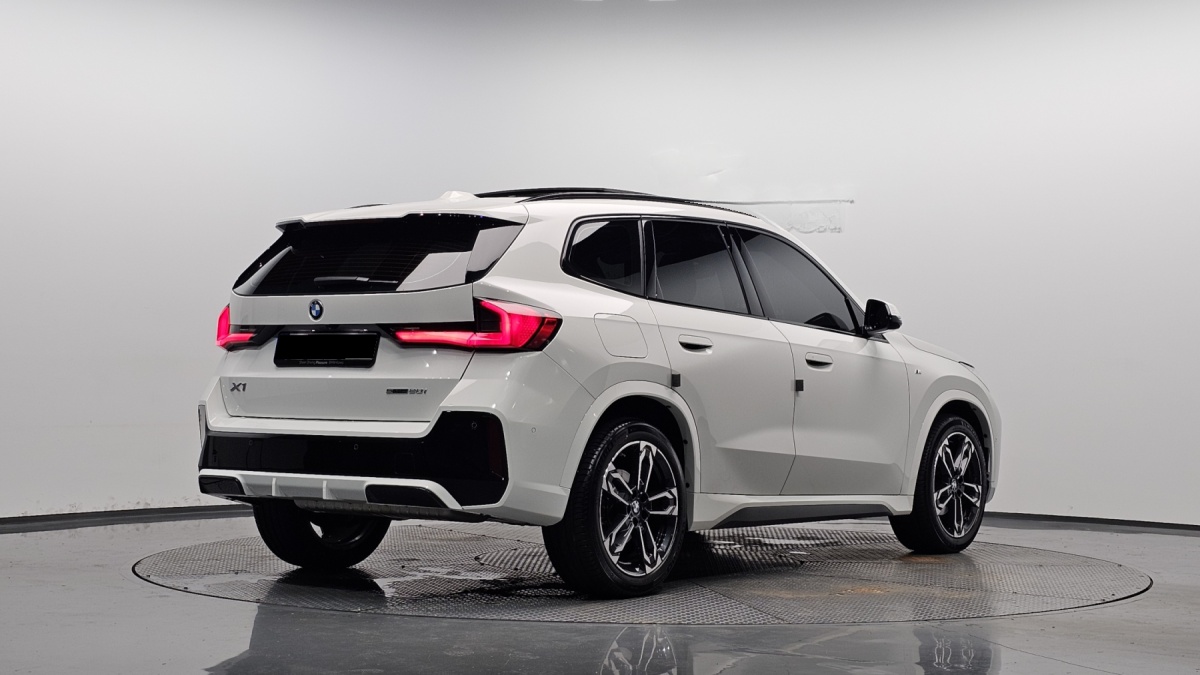 BMW X1, 2023 — фото 2 из 12
