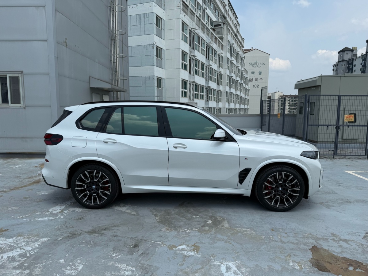 BMW X5, 2025 — фото 4 из 12