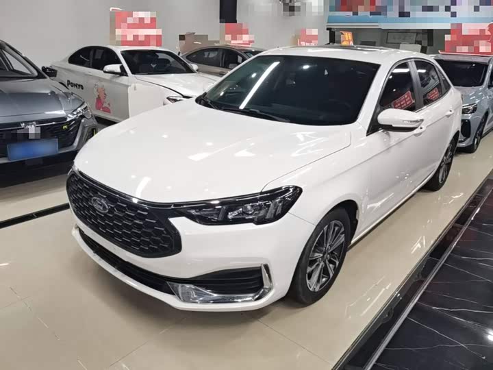 Ford Escort, 2021 — купить в Иванове под ключ