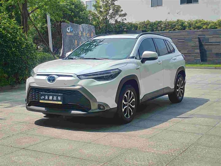 Toyota Frontlander, 2023 — купить в Перми под ключ