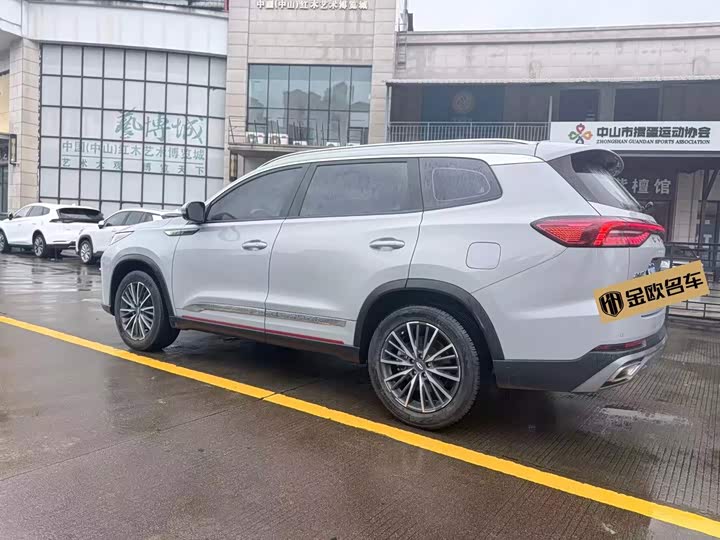 Chery Tiggo 8 Pro, 2023 — фото 6 из 9