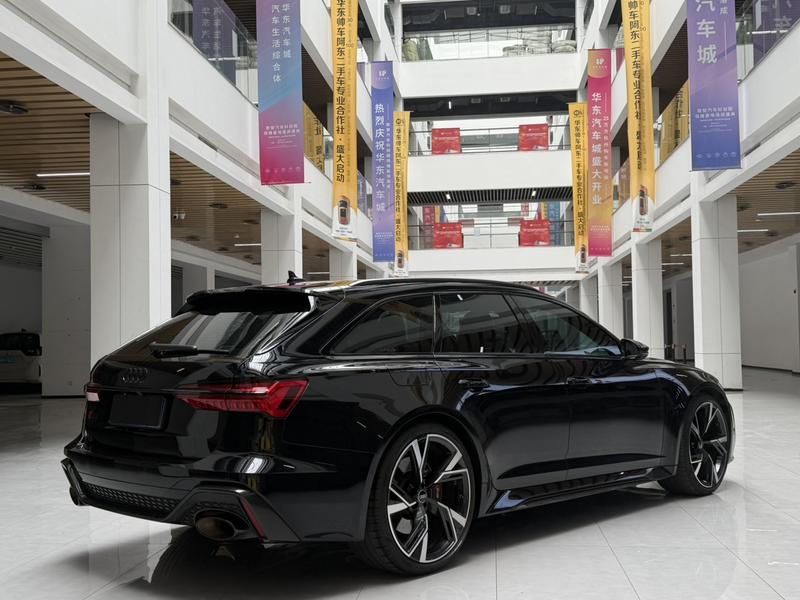 Audi RS 6, 2023 — фото 7 из 12