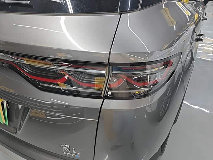 BYD Song L DM-i Hybrid, 2024 — фото 8 из 9