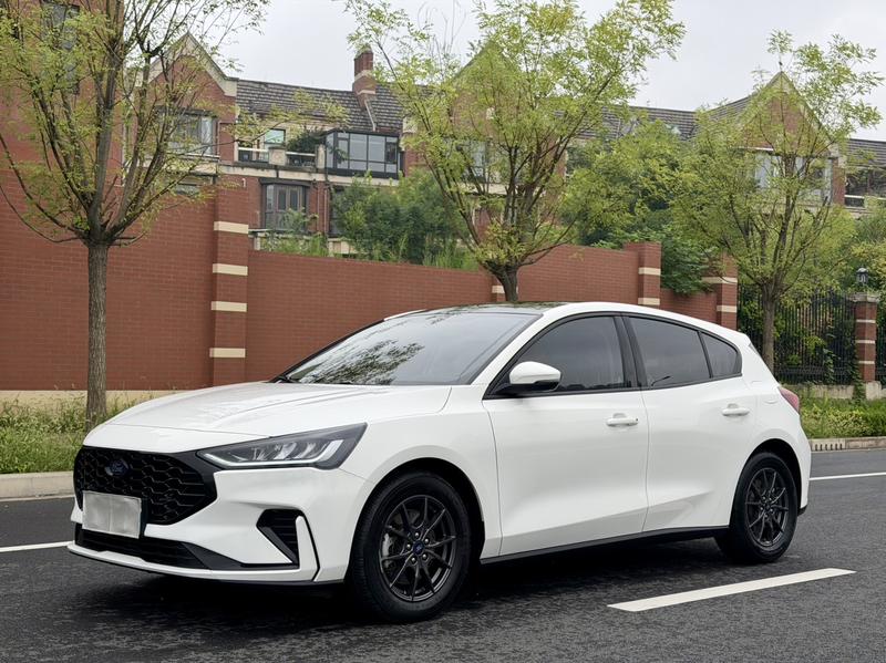 Ford Focus, 2022 — купить в Белгороде под ключ