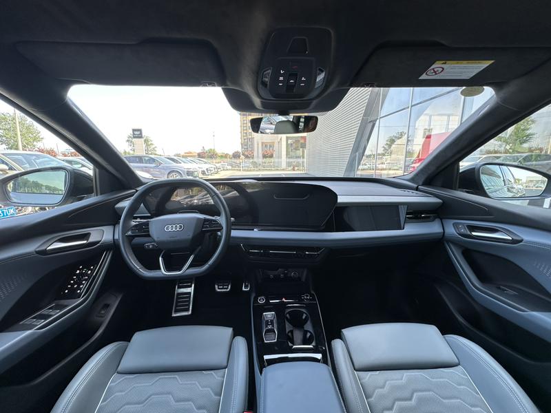 Audi Q6L e-tron, 2025 — фото 6 из 12