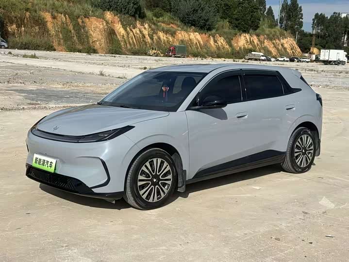BAIC Arcfox T1, 2026 — купить в Санкт-Петербурге под ключ