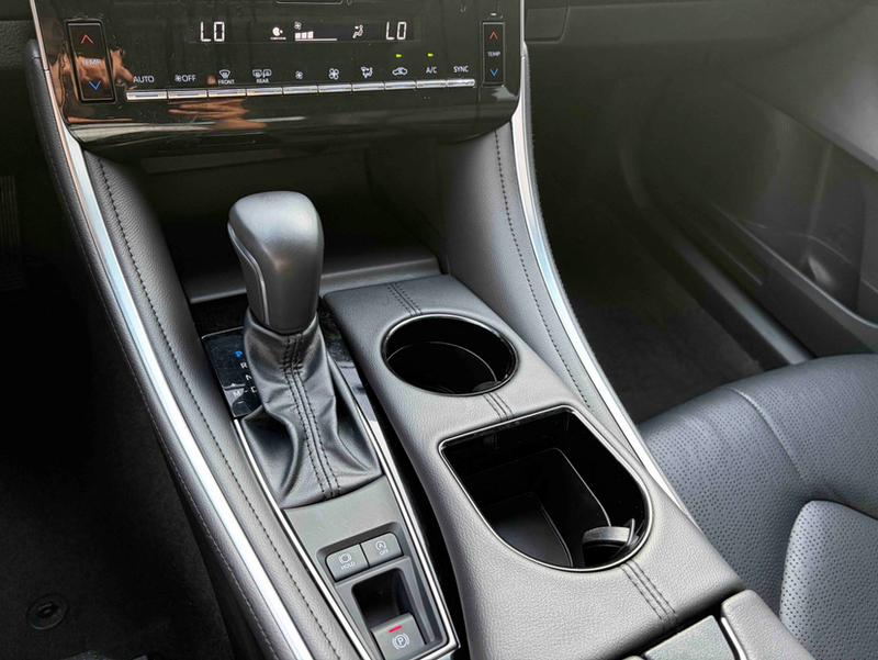 Toyota Avalon, 2023 — фото 11 из 12