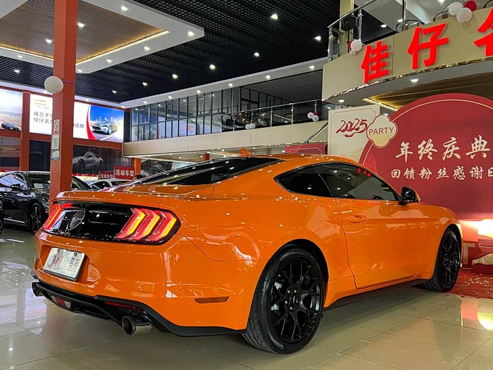 Ford Mustang, 2021 — фото 5 из 12