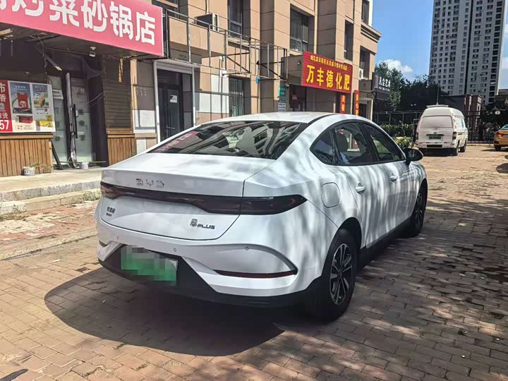 BYD Qin Plus, 2025 — фото 7 из 9