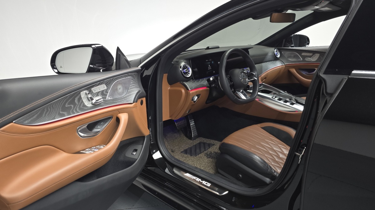 Mercedes-Benz AMG GT, 2023 — фото 4 из 12