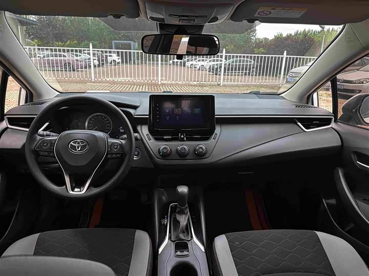 Toyota Corolla, 2023 — фото 7 из 9