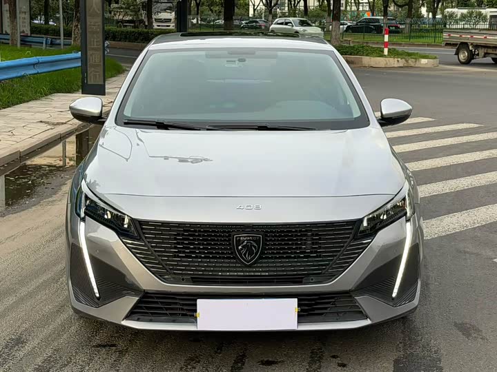 Peugeot 408, 2022 — фото 2 из 9