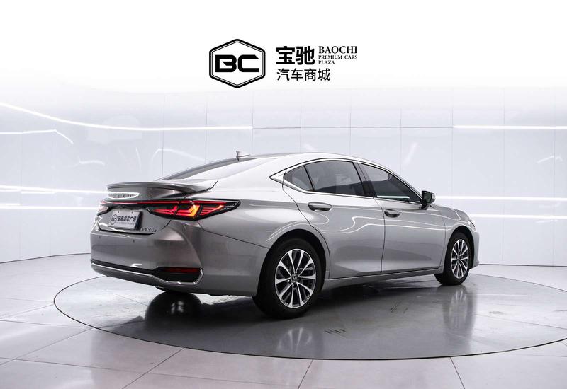 Lexus ES, 2025 — фото 4 из 12