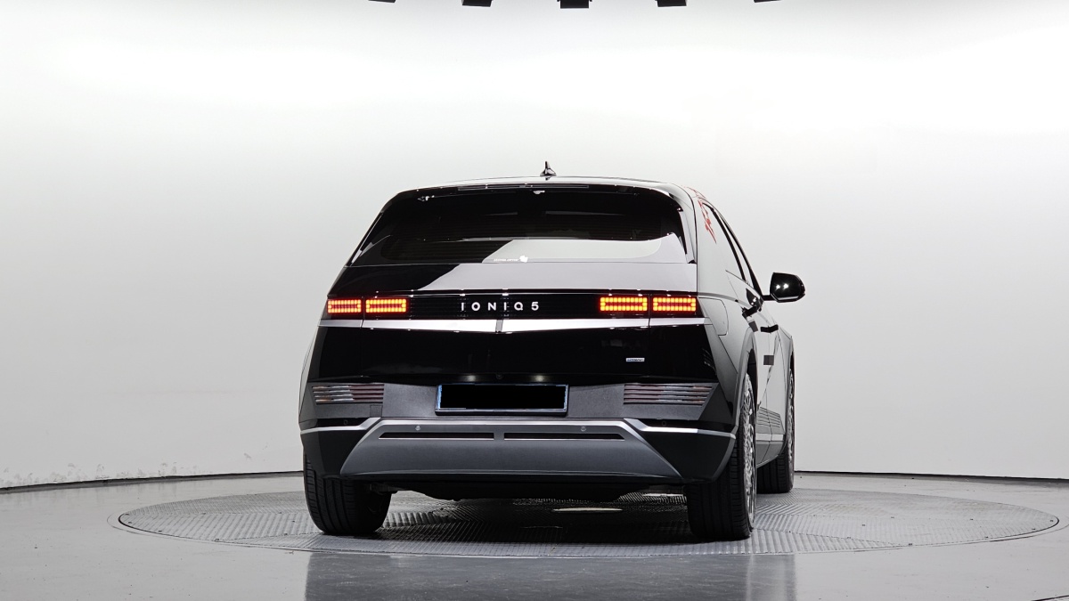 Hyundai Ioniq 5, 2023 — фото 4 из 12