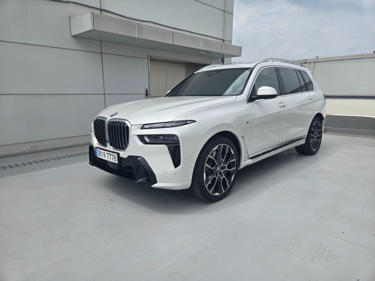 BMW X7, 2025 — купить в Белгороде под ключ