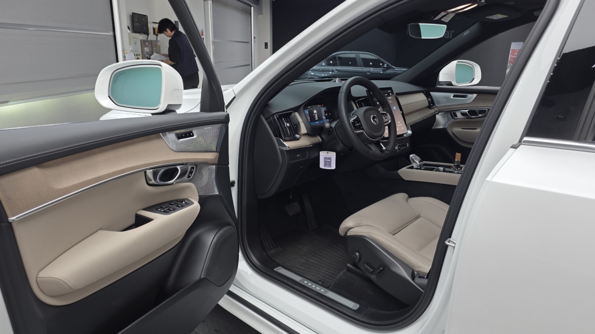 Volvo XC90, 2025 — фото 9 из 12