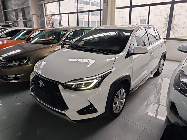 Toyota Yaris L Hatchback, 2022 — купить в Туле под ключ