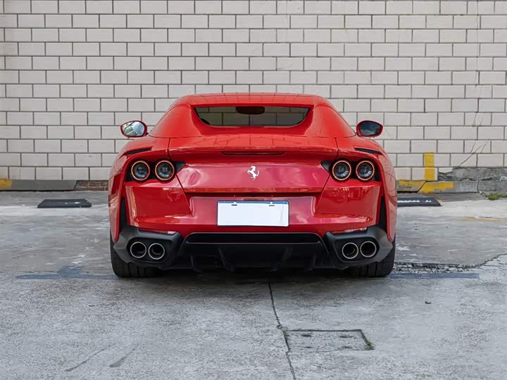 Ferrari 812, 2021 — фото 5 из 9