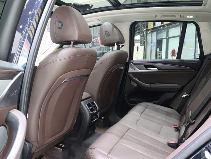BMW X3, 2022 — фото 7 из 9