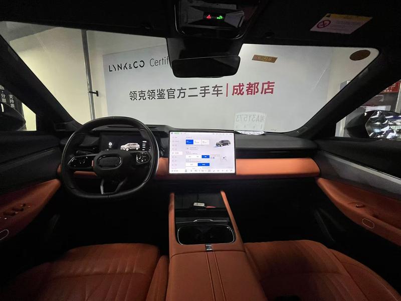 Lynk & Co 08 EM-P Hybrid, 2025 — фото 7 из 12