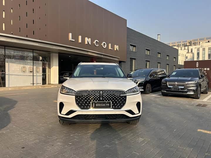 Lincoln Aviator, 2025 — фото 3 из 9