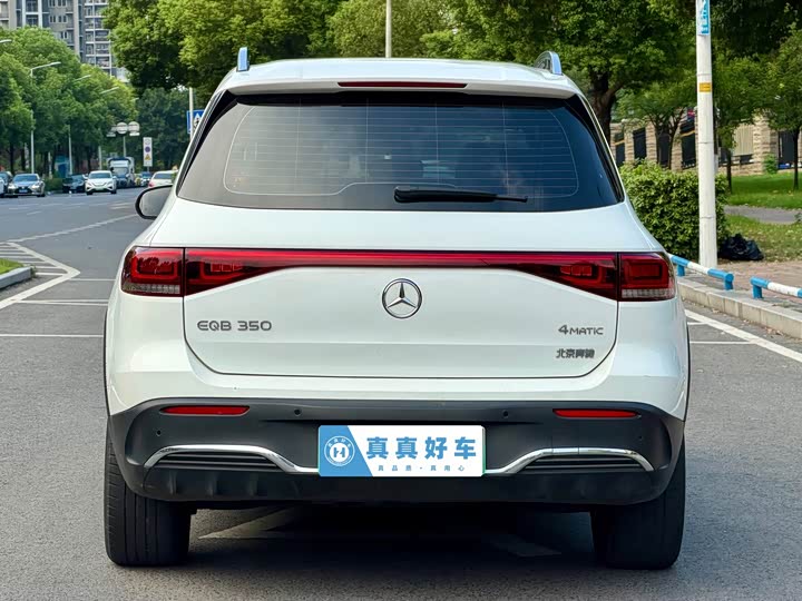 Mercedes-Benz EQB, 2023 — фото 5 из 9