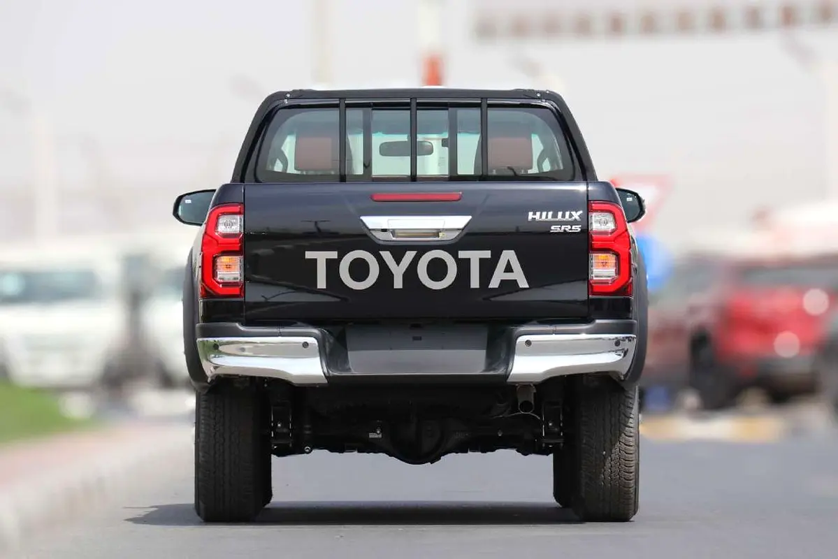Toyota Hilux, 2026 — фото 4 из 10