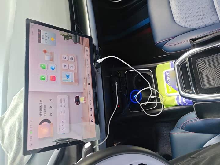 Geely Geometry M6, 2023 — фото 6 из 9