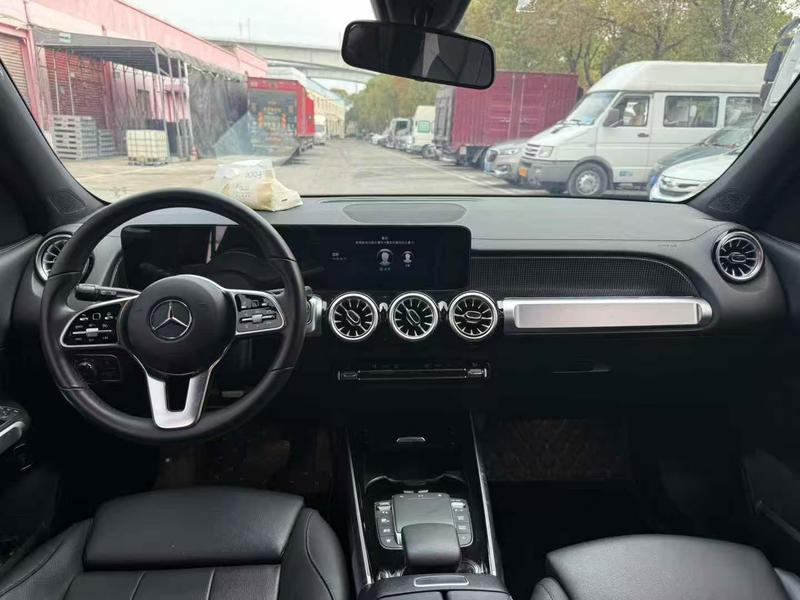 Mercedes-Benz GLB-Class, 2022 — фото 7 из 10