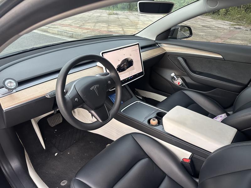 Tesla Model 3, 2023 — фото 7 из 9