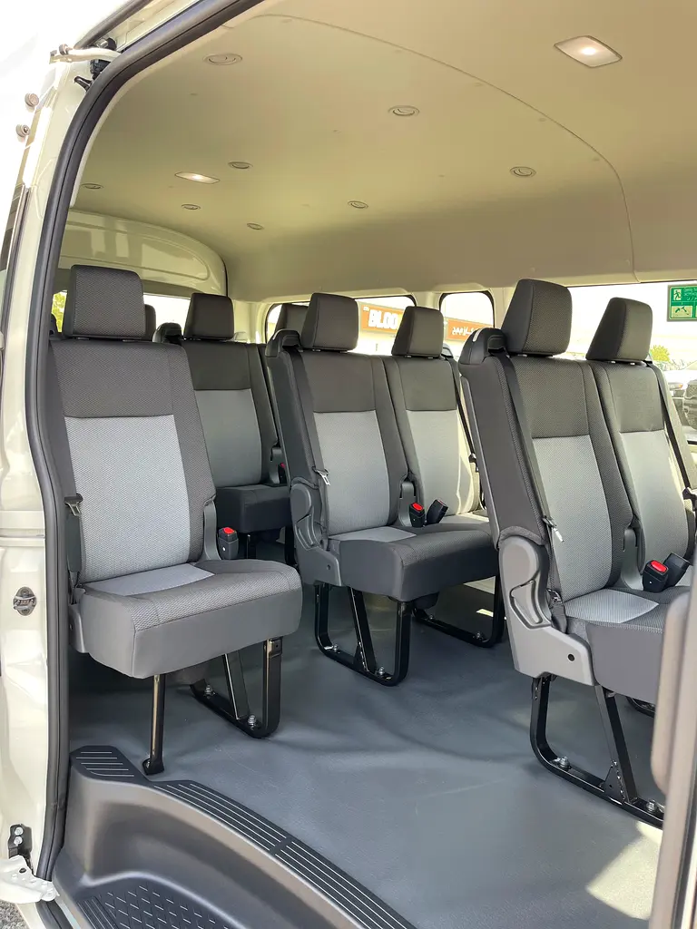 Toyota Hiace, 2026 — фото 10 из 10