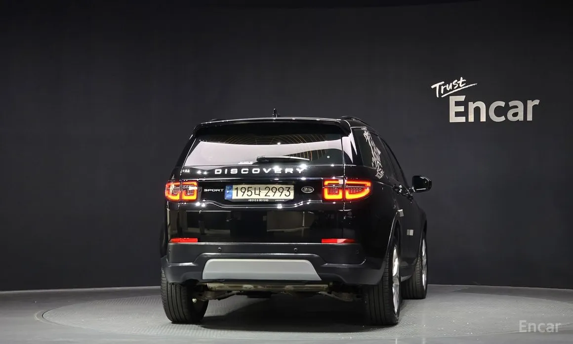 Land Rover Discovery Sport, 2022 — фото 4 из 12