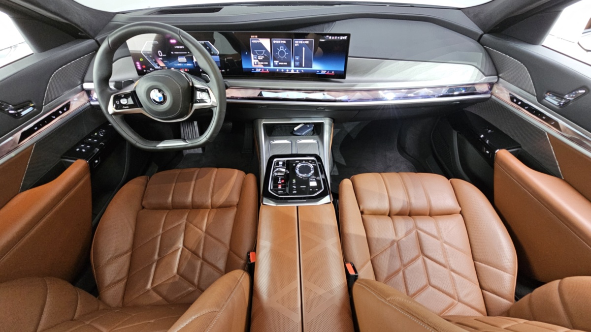 BMW 7 Series, 2023 — фото 6 из 12