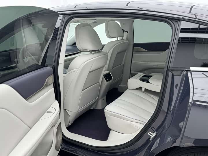 Buick Electra L7, 2025 — фото 6 из 9