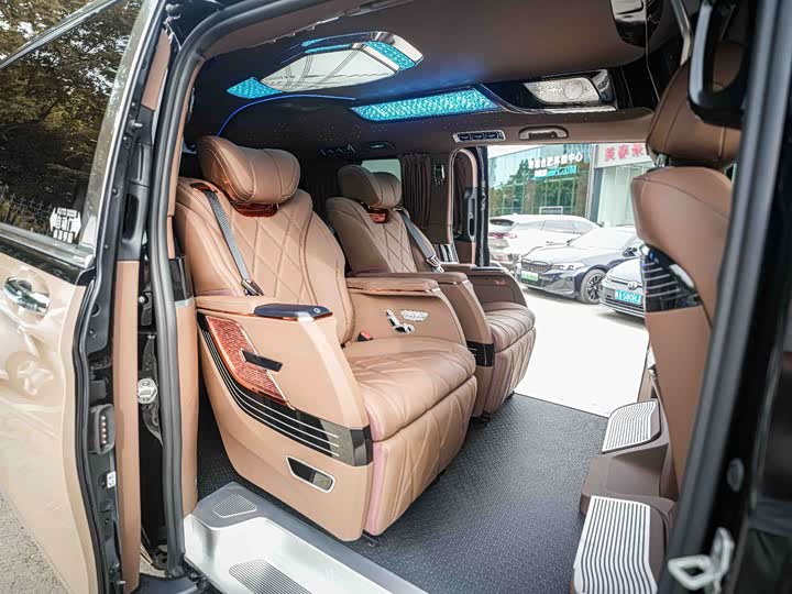 Mercedes-Benz Vito, 2026 — фото 7 из 9