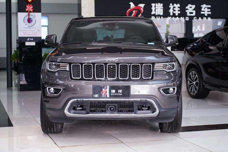 Jeep Grand Cherokee, 2022 — фото 2 из 12